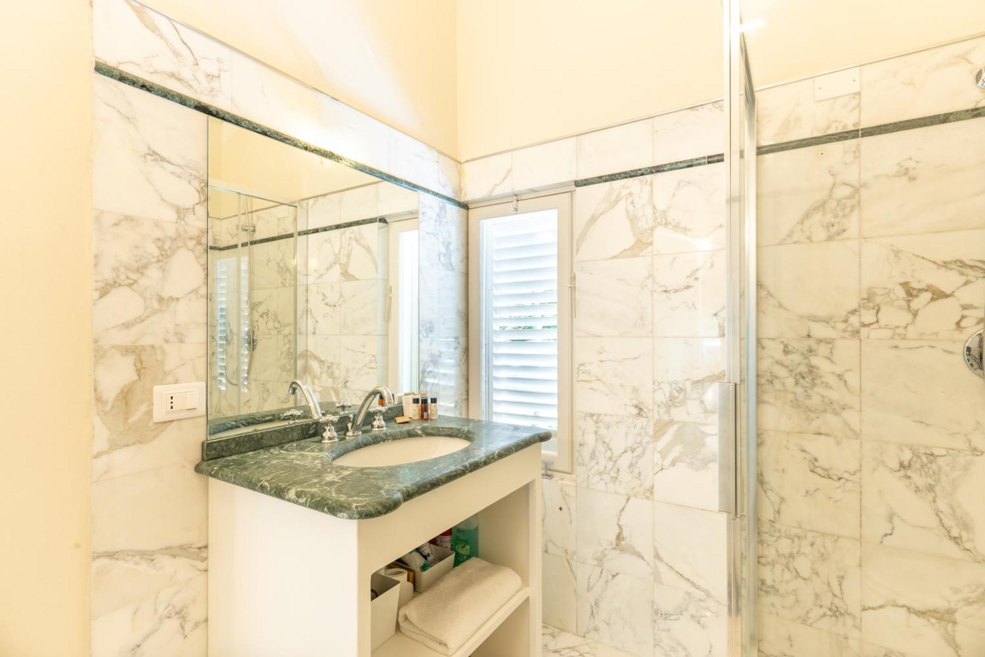 Villa Vittoria - Lusso Con Piscina, Tennis, Jacuzzi E Palestra Lucca Exteriör bild