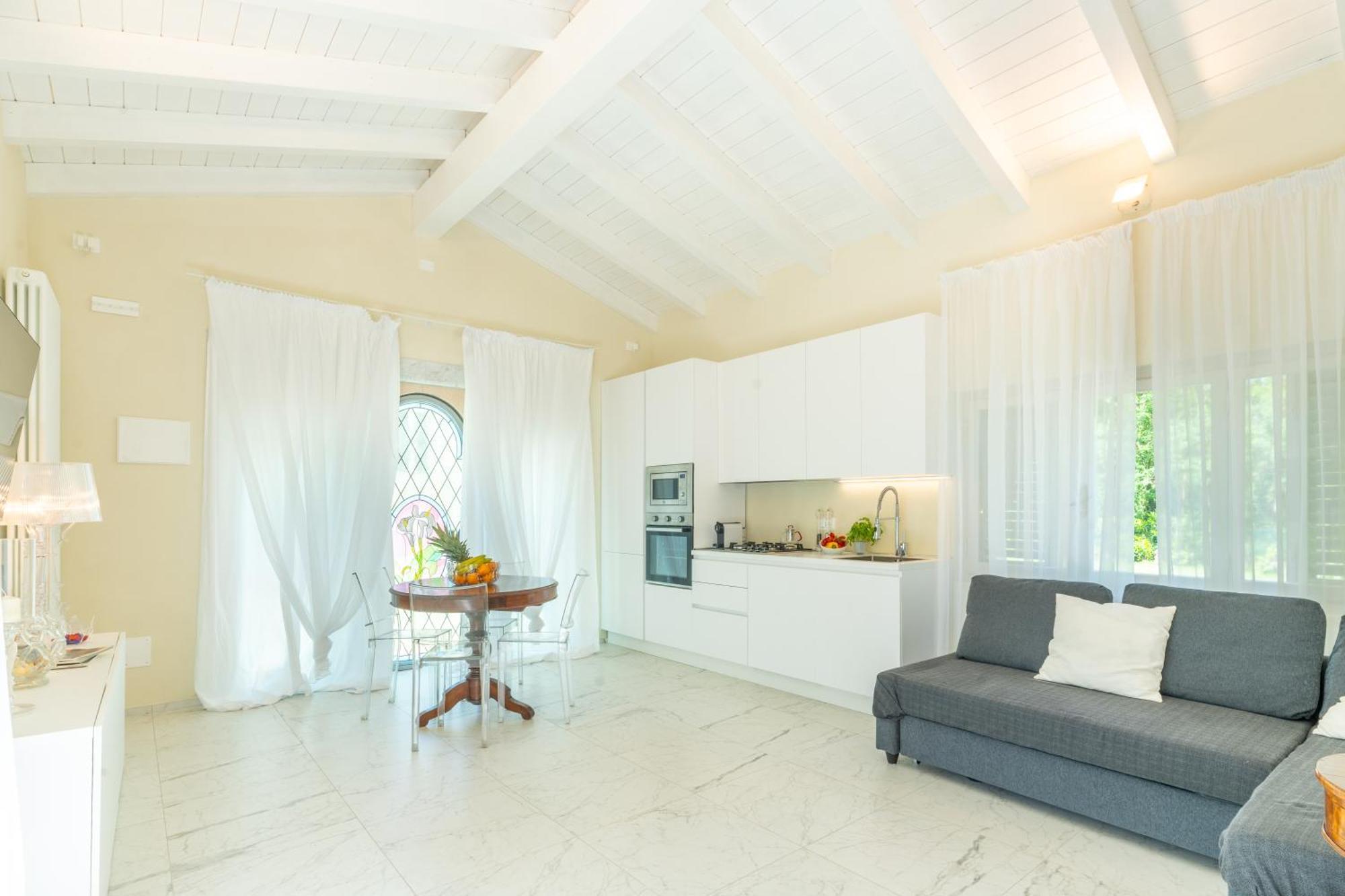 Villa Vittoria - Lusso Con Piscina, Tennis, Jacuzzi E Palestra Lucca Exteriör bild