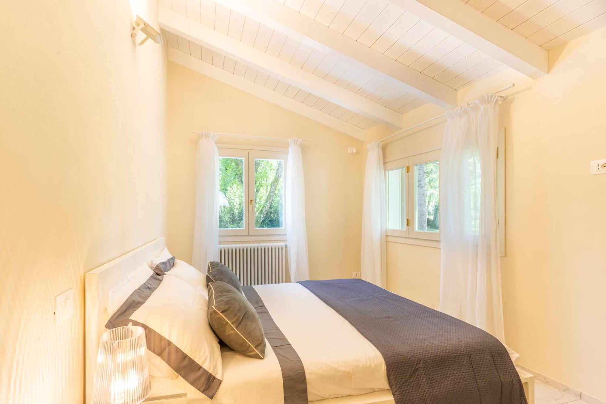Villa Vittoria - Lusso Con Piscina, Tennis, Jacuzzi E Palestra Lucca Exteriör bild