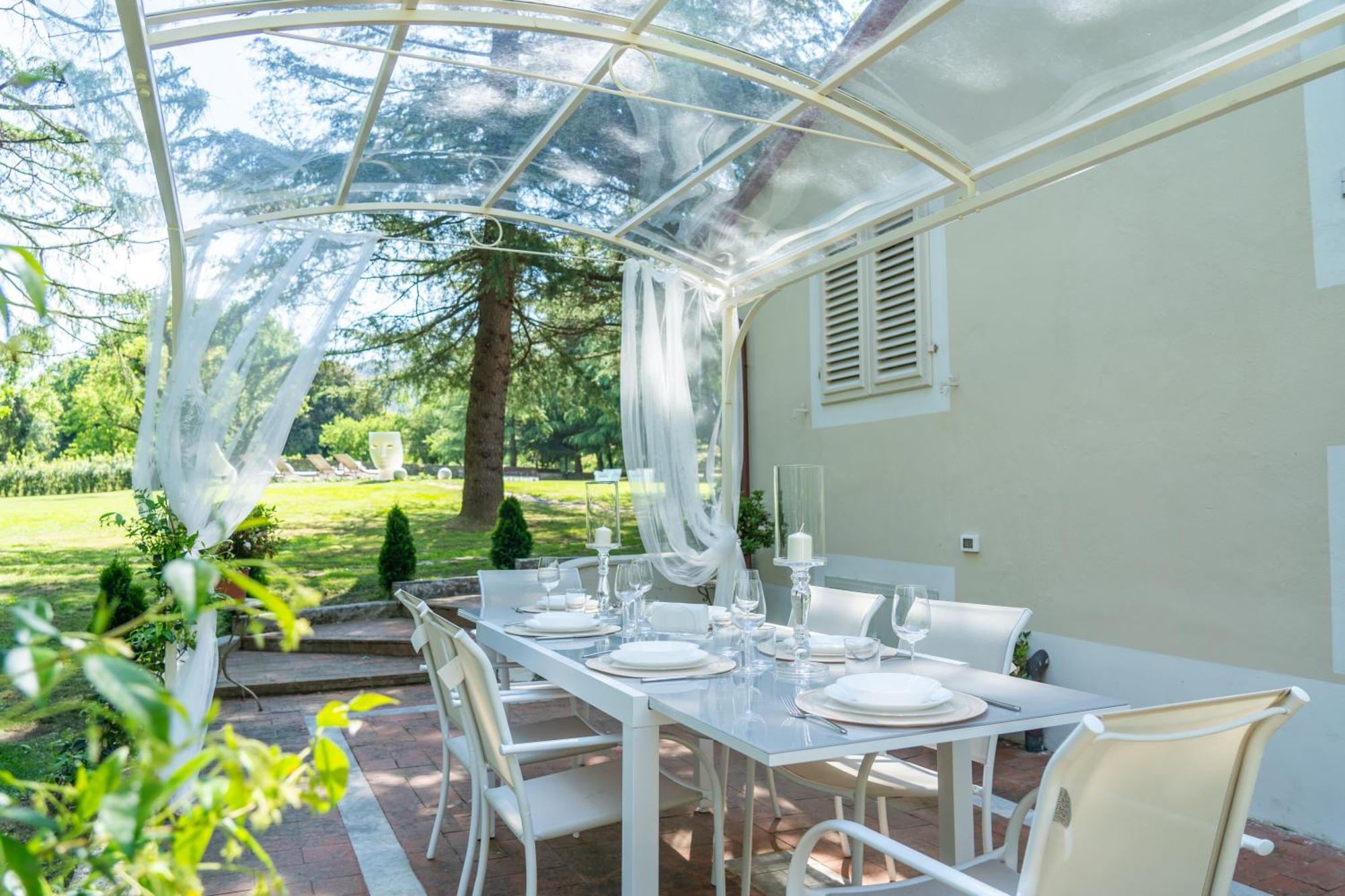 Villa Vittoria - Lusso Con Piscina, Tennis, Jacuzzi E Palestra Lucca Exteriör bild